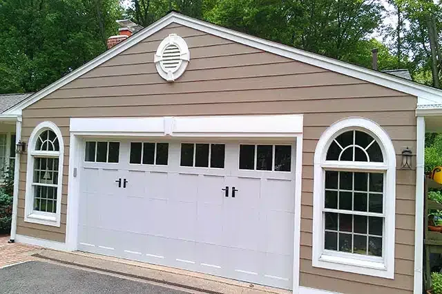 Don’t Make These Mistakes When Cleaning Vinyl Siding